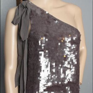 Alice + Olivia Gray Silk Sequined Bow Detailed Off The Shoulder Tank Top